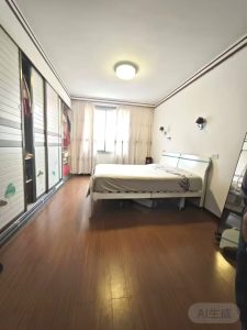 康筑小区130平方，三室二厅二卫，32.8万，租起的看房提前联系